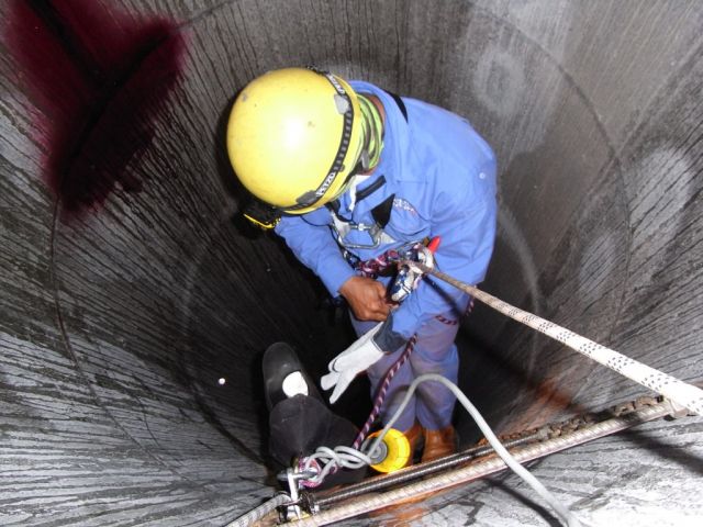 Confined space entry 